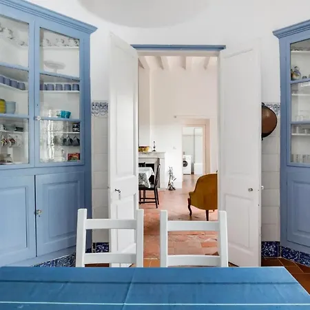 Rovira - Stunning Neoclassical Mansion, Just 20 Min Drive From Barcelona Center, Ideal For Groups And Families