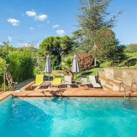 Rovira - Stunning Neoclassical Mansion, Just 20 Min Drive From Barcelona Center, Ideal For Groups And Families