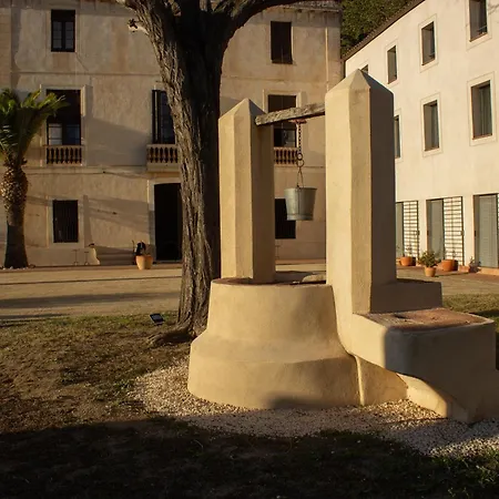 Rovira: Neoclassical Mansion Near Barcelona Country house