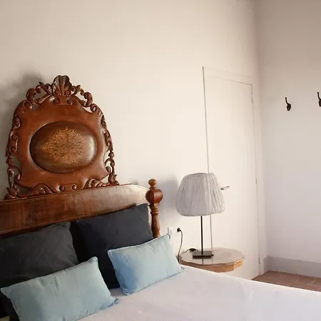 Rovira: Neoclassical Mansion Near Barcelona Country house Alella